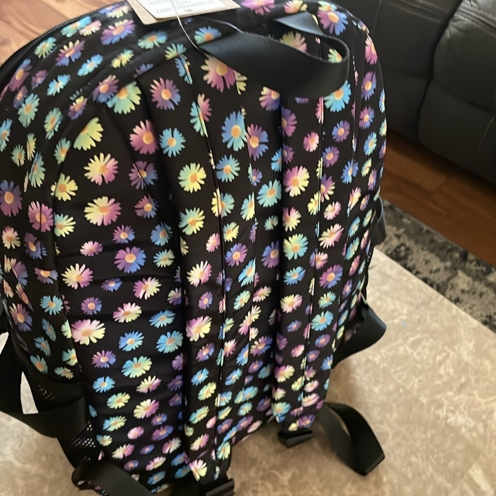 Floral Pattern Backpack - Picture 3 of 3